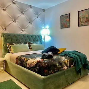 Bucharest Central Studio Apartament