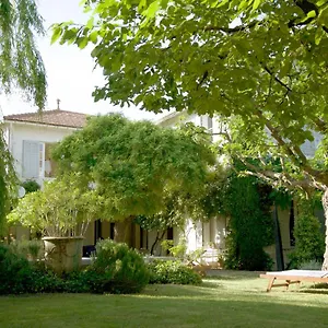 Frühstückspension Maison Piloni LʼIsle-sur-la-Sorgue