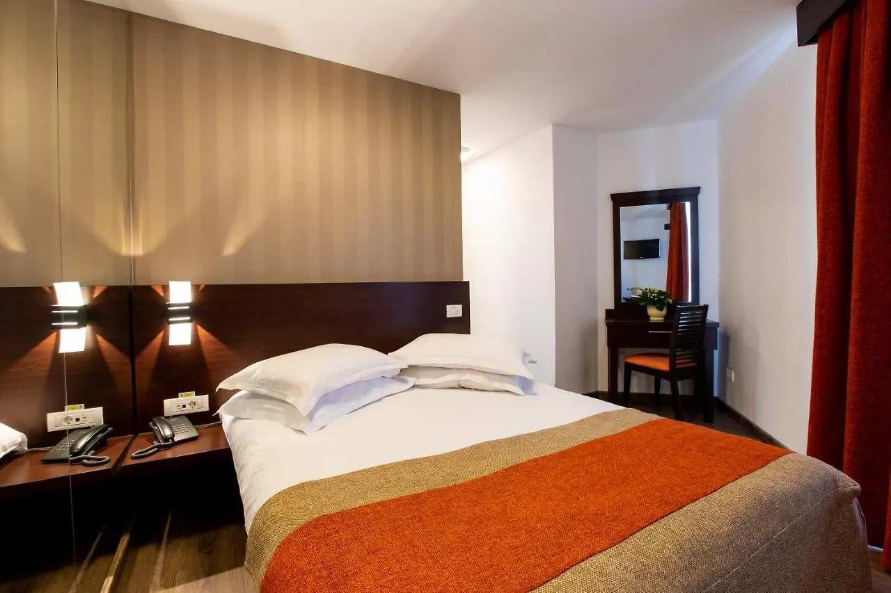 Hotel Duke Armeneasca City Center - Ex Tempo Bukarest